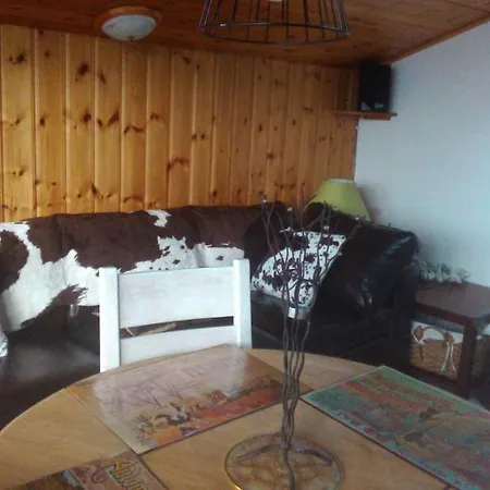 St Gervais, With A View Dble Bedroom Child Bed Pkg Quiet Venue * Saint-Gervais-les-Bains