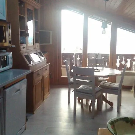St Gervais, With A View Dble Bedroom Child Bed Pkg Quiet Venue Appartamento Saint-Gervais-les-Bains